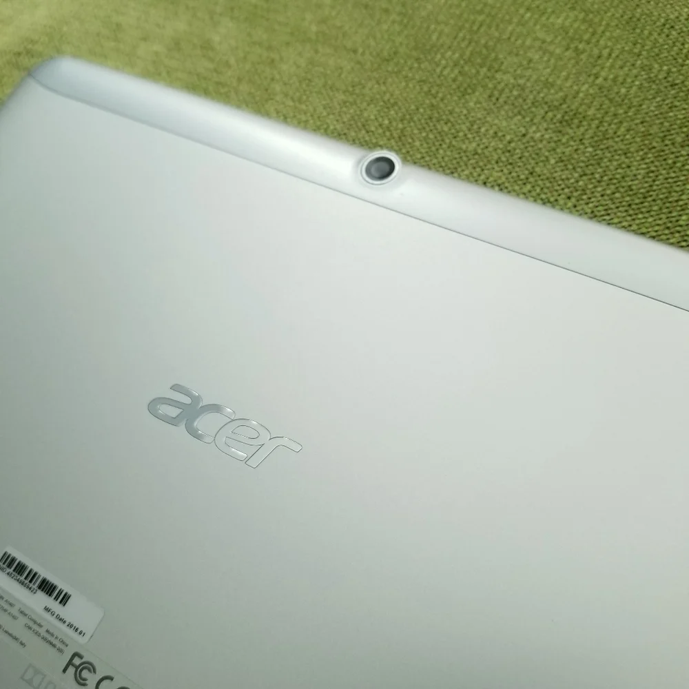 Acer Iconia Tab 10 Tablet Aluminum Body white NIB